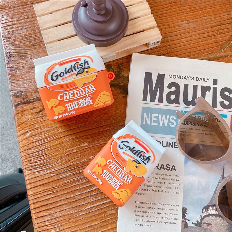 6114034472956.jpg Goldfish AirPods Case