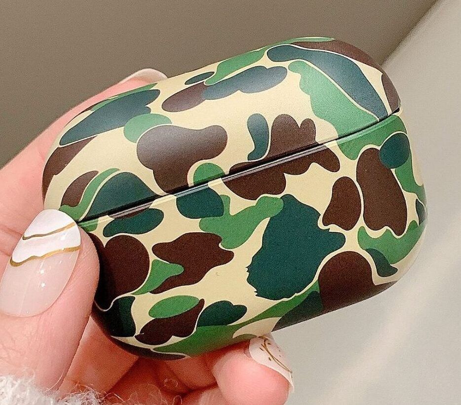 1623909826333-2.jpg AirPods Case Bape