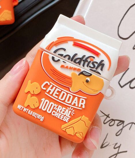 171971308779.jpg Goldfish AirPods Case