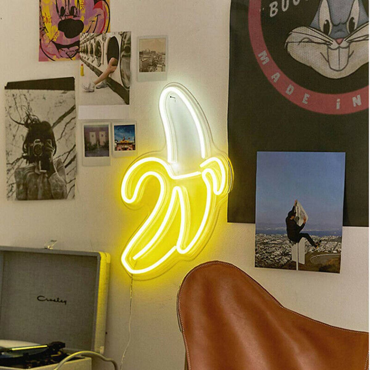 4d34675c-409e-49ee-a399-904f50d272d6.jpg Banana Neon Sign