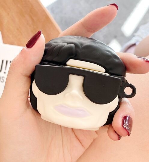 1123366676728.jpg Michael Jackson AirPod Case