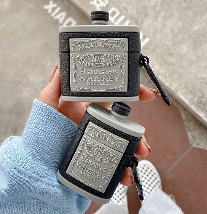 872128701120.jpg Jack Daniels AirPods Case