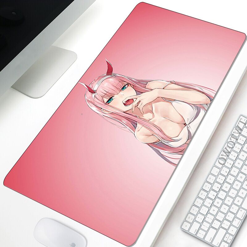 21289357-5ac9-48c2-8ac9-475ebcb5f6b3.jpg Zero Two Desk Mat