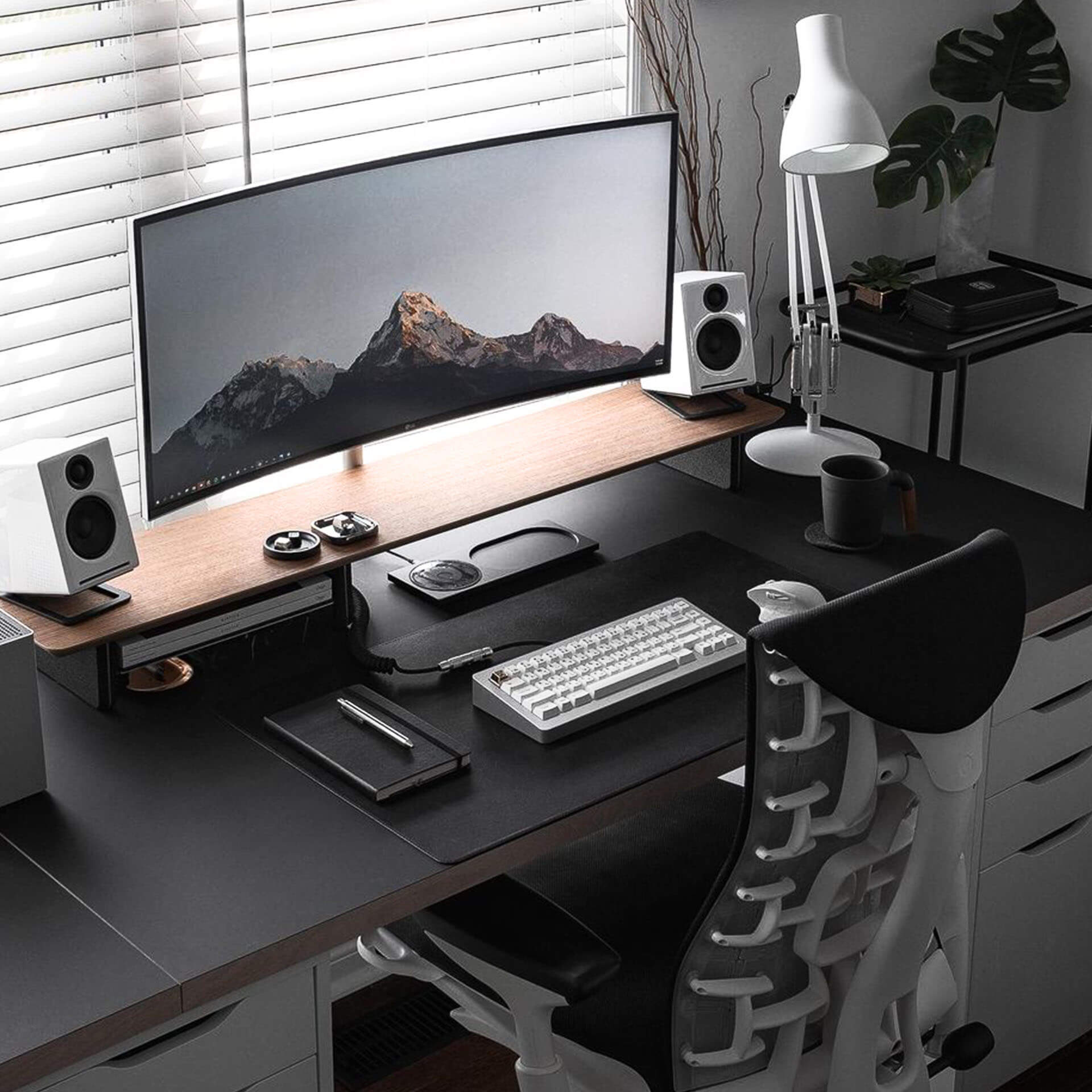 minimal desk mat